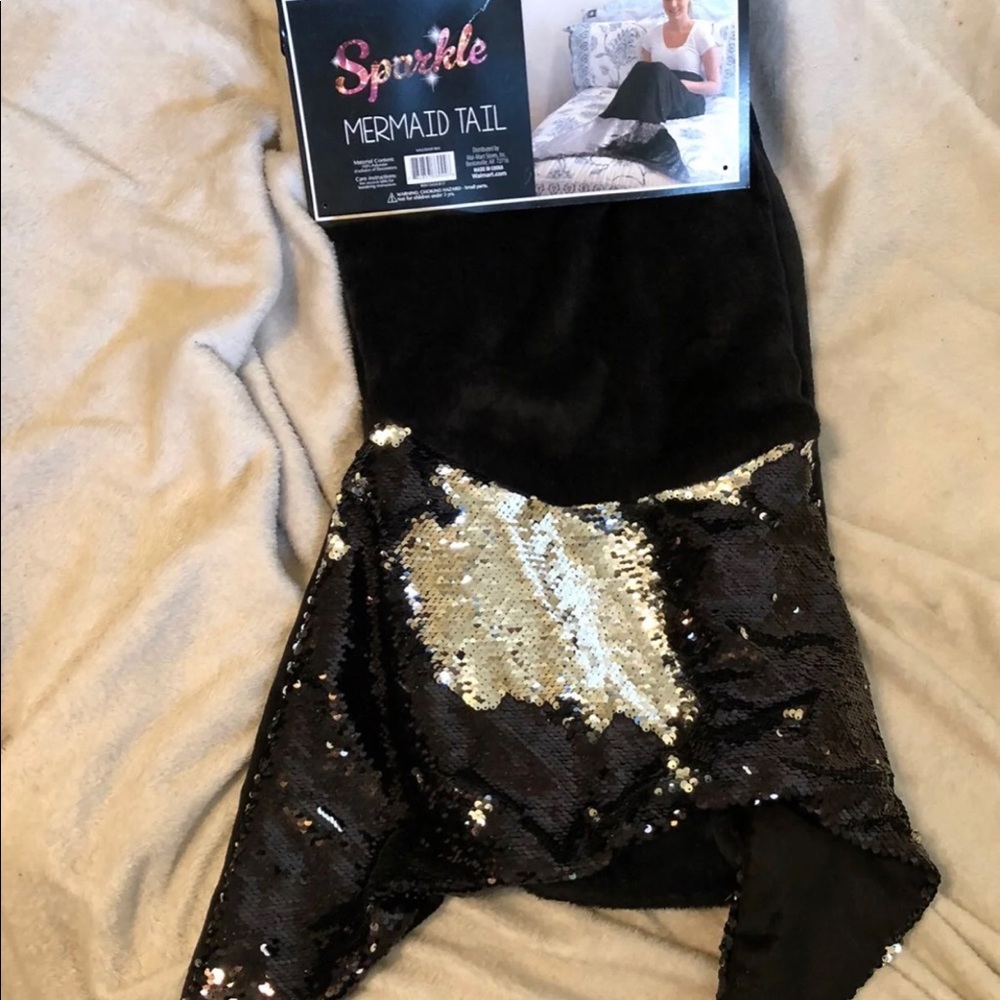 Sparkle Mermaid Tail Blanket